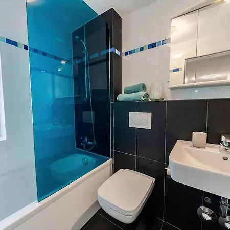 Διαμέρισμα 3x 2er-zimmer Mit Grosser Wohnkueche Niederdorla