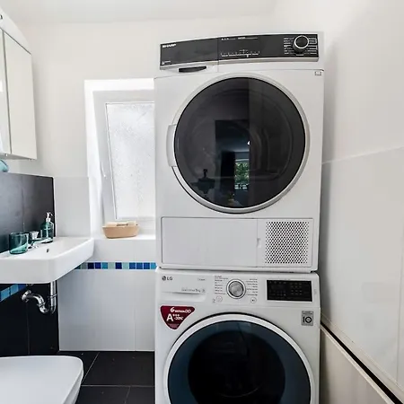 3x 2er-zimmer Mit Grosser Wohnkueche Niederdorla